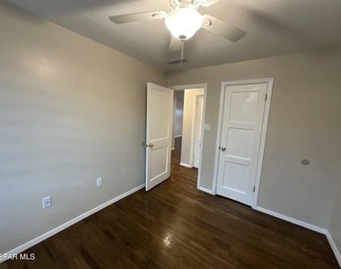 2133 Happer Street - Photo Thumbnail 14