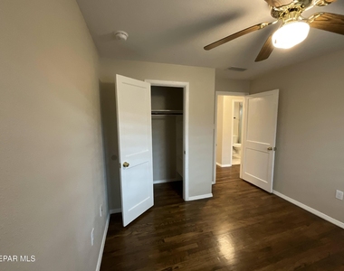 2133 Happer Street - Photo Thumbnail 10