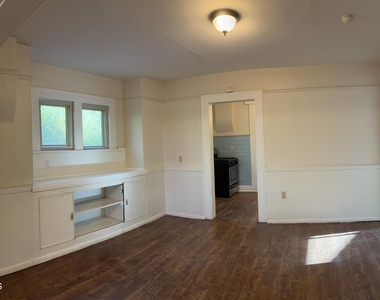 3017 Lebanon Avenue - Photo Thumbnail 7