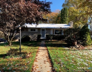 40 Pollys Lane - Photo Thumbnail 1