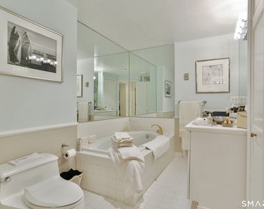 15 Lafayette Court - Photo Thumbnail 12