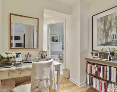 15 Lafayette Court - Photo Thumbnail 8