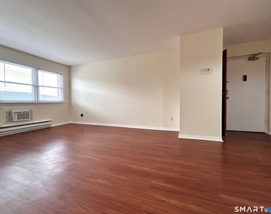 65 Donna Drive - Photo Thumbnail 2