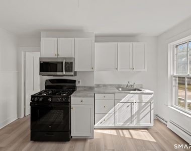 63 Reynolds Street - Photo Thumbnail 7