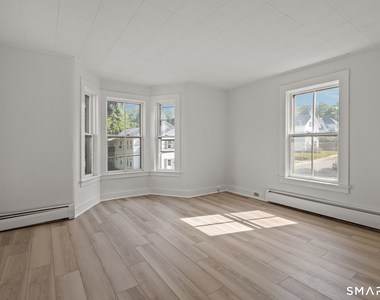 63 Reynolds Street - Photo Thumbnail 15