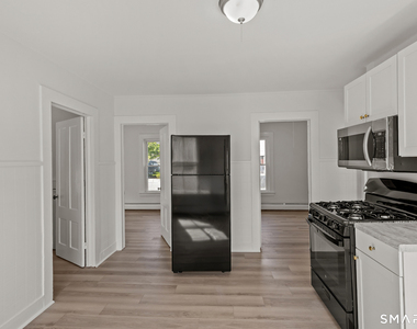 63 Reynolds Street - Photo Thumbnail 9