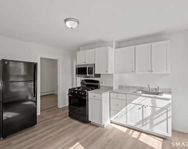 63 Reynolds Street - Photo Thumbnail 6