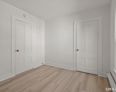 63 Reynolds Street - Photo Thumbnail 18