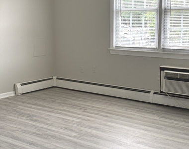 7 Brickyard Road - Photo Thumbnail 5