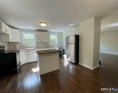 155 Riverside Drive - Photo Thumbnail 3