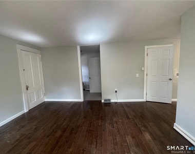 155 Riverside Drive - Photo Thumbnail 5