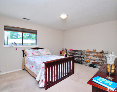 16 Applewood Lane - Photo Thumbnail 30