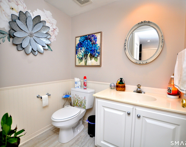16 Applewood Lane - Photo Thumbnail 18