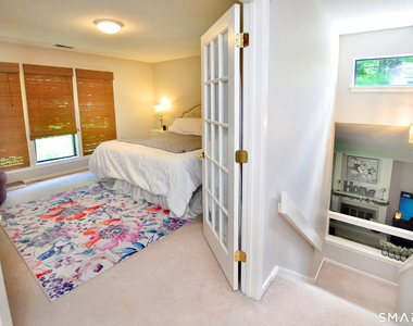 16 Applewood Lane - Photo Thumbnail 23