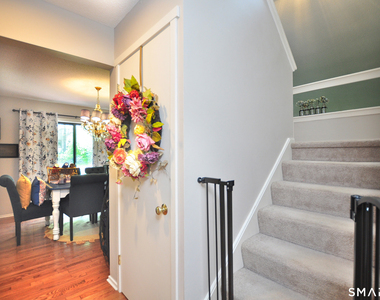 16 Applewood Lane - Photo Thumbnail 20