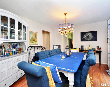 16 Applewood Lane - Photo Thumbnail 10