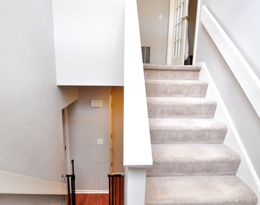 16 Applewood Lane - Photo Thumbnail 21