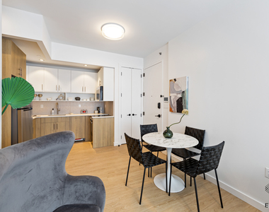 333 Linden Blvd - Photo Thumbnail 7