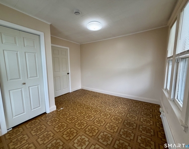 237 Main Street - Photo Thumbnail 9
