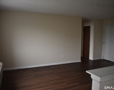 1575 Boston Avenue - Photo Thumbnail 6