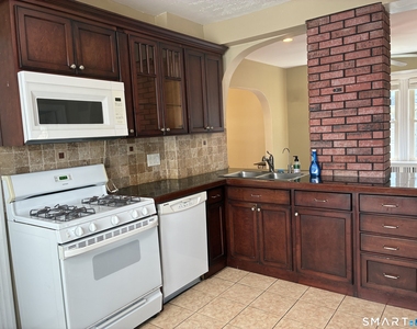 51 Nesbit Avenue - Photo Thumbnail 2
