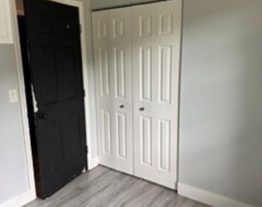 222 Osborn Road - Photo Thumbnail 8