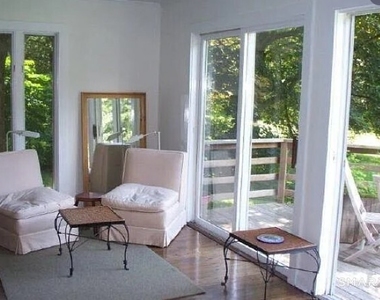335 Greens Farms Road - Photo Thumbnail 6