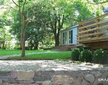 335 Greens Farms Road - Photo Thumbnail 13