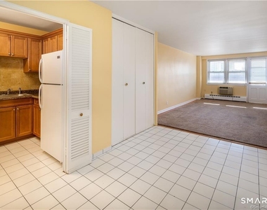 444 Bedford Street - Photo Thumbnail 3