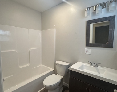 14 Orchard Street - Photo Thumbnail 4