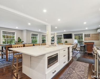 60 Little Meadow Road - Photo Thumbnail 4
