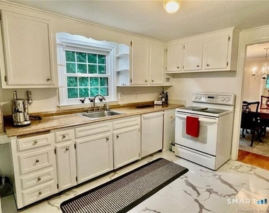 67 Whapley Road - Photo Thumbnail 9