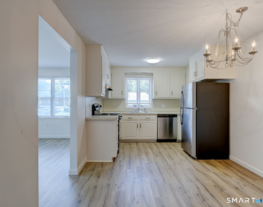54 Oak Street - Photo Thumbnail 10