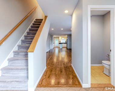 33 Green Lane - Photo Thumbnail 4