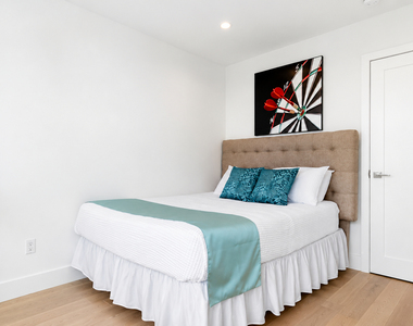 87 Rogers Avenue - Photo Thumbnail 8