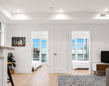 87 Rogers Avenue - Photo Thumbnail 6