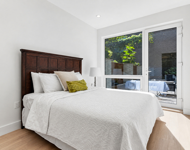 87 Rogers Avenue - Photo Thumbnail 10