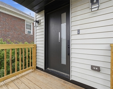1361 Hawthorne St - Photo Thumbnail 42