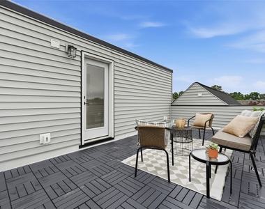 1361 Hawthorne St - Photo Thumbnail 34