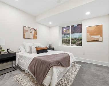 1361 Hawthorne St - Photo Thumbnail 21