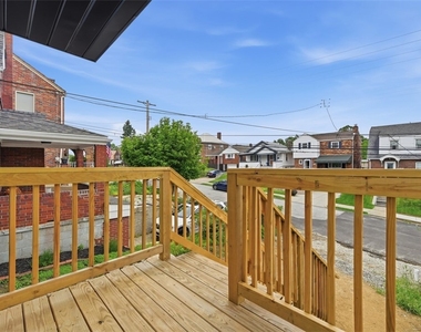 1361 Hawthorne St - Photo Thumbnail 32