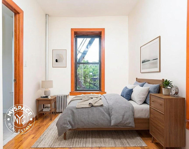 322 Rodney Street - Photo Thumbnail 5
