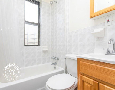 322 Rodney Street - Photo Thumbnail 6