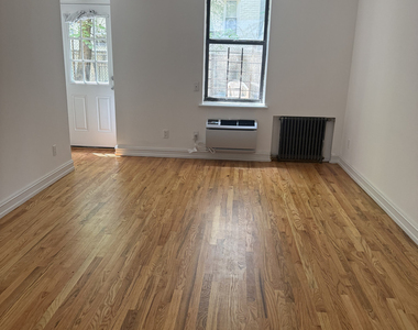 440 East 78th Street - Photo Thumbnail 6