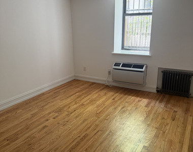 440 East 78th Street - Photo Thumbnail 5