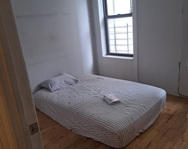 3694 Broadway - Photo Thumbnail 6