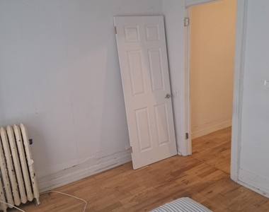 3694 Broadway - Photo Thumbnail 7