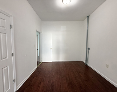232 Covert Street - Photo Thumbnail 5