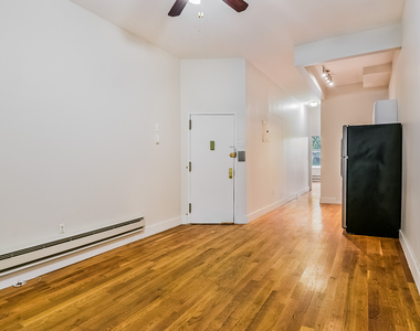 828 Halsey Street - Photo Thumbnail 10