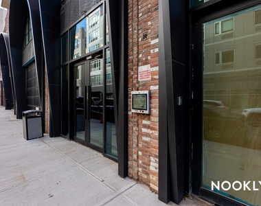 187 Kent Avenue - Photo Thumbnail 17